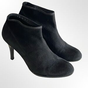 Stuart Weitzman Black Suede Ankle Booties in size 6.5